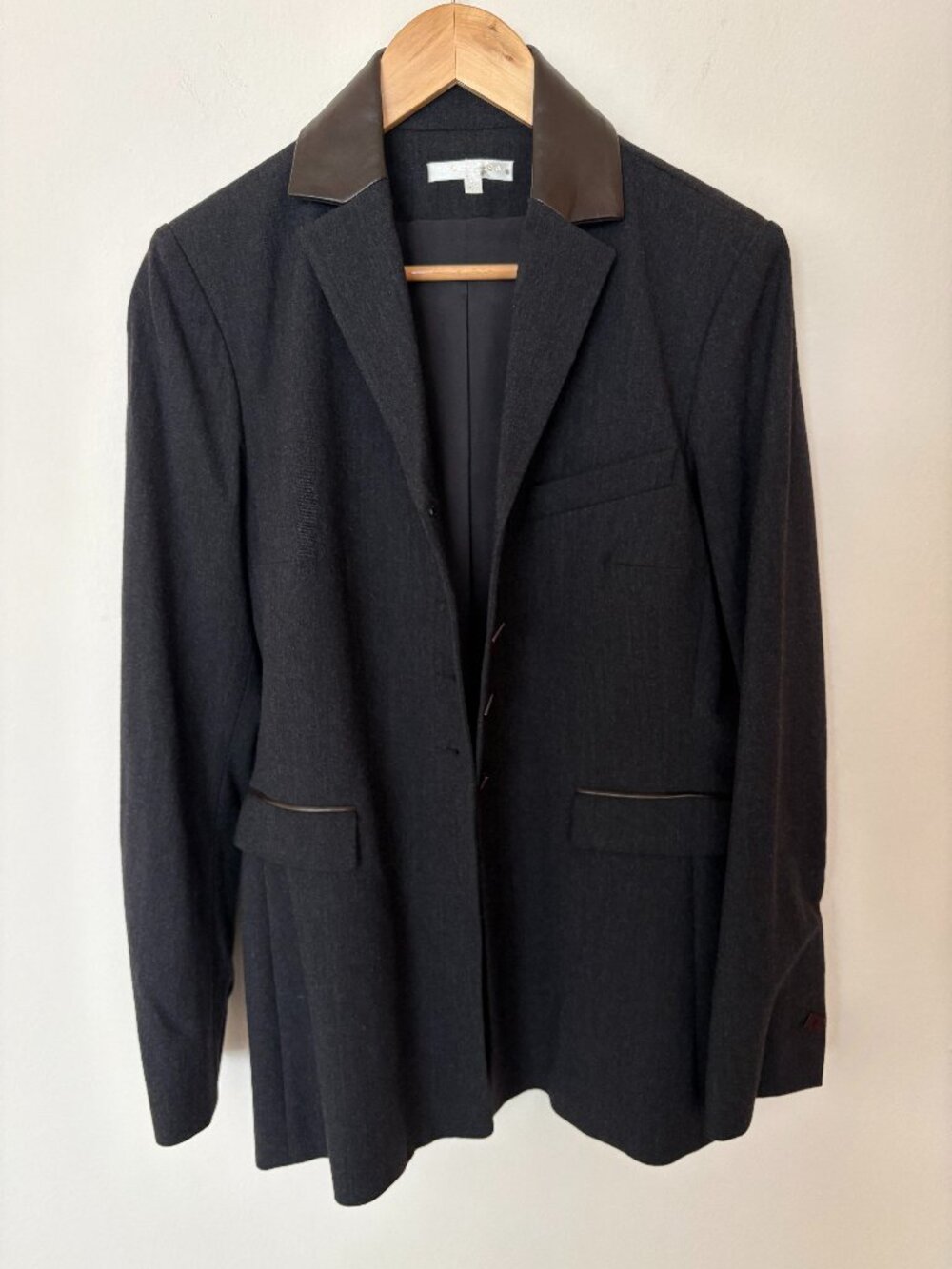 Paule Ka Paris Wool Blazer FR 42 Charcoal Gray Contrast Collar Made in France
